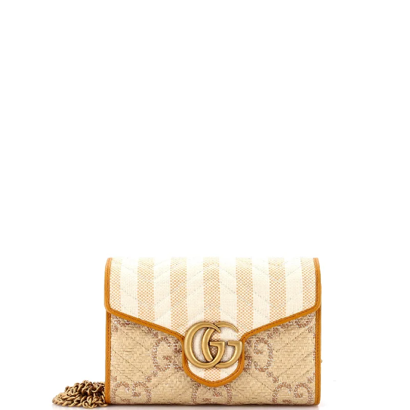 Women Gucci bags with a chain - link trim and a leather bodyGG Marmont Chain Wallet Matelasse Jumbo GG Raffia with Stripes Mini