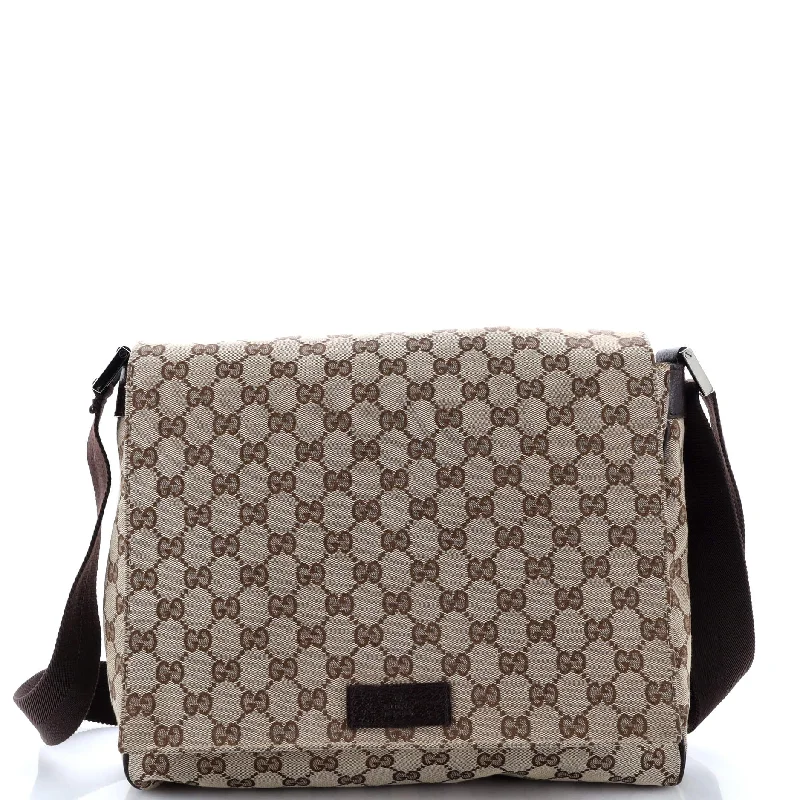 Women Gucci bags with a front - zip pocket for small itemsFlap Messenger Bag GG Canvas Medium