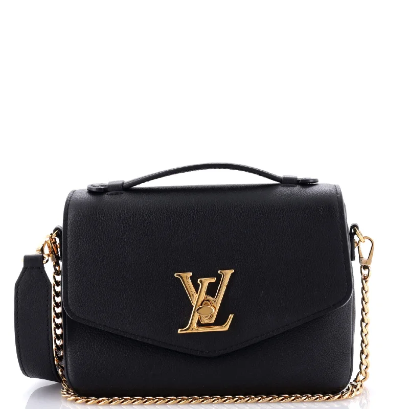 Louis Vuitton tote bags with a printed LV logo on the front for brand visibilityOxford Lockme Handbag Leather