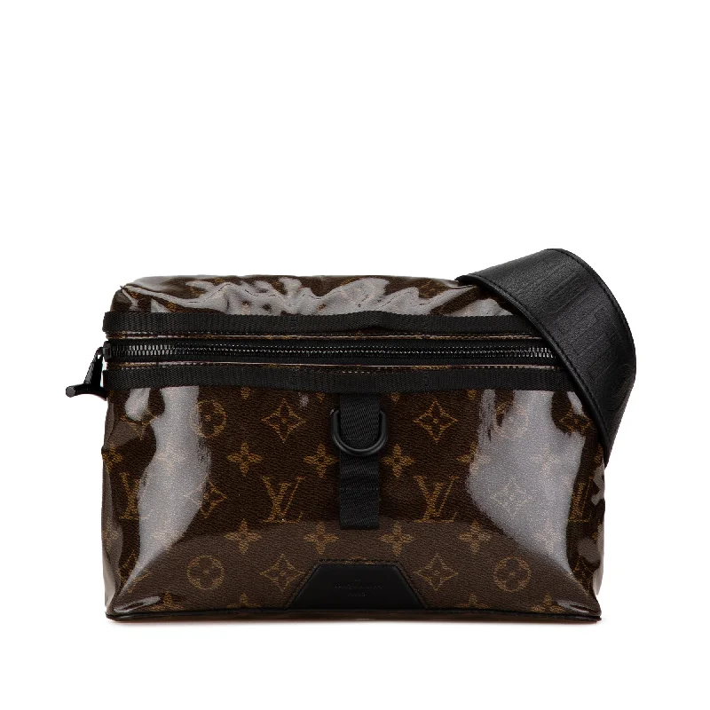 Louis Vuitton Alma bags featuring the signature top - handle designBrown Louis Vuitton Monogram Glaze Messenger PM Crossbody Bag