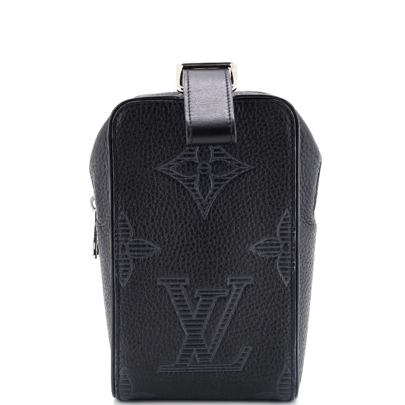 Louis Vuitton Capucines bags with smooth calfskin leather for luxuryWash Pouch Monogram Shadow Giant Taurillon Leather