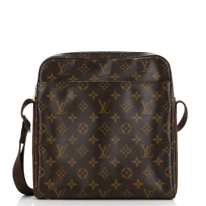 Louis Vuitton backpacks with a hidden back pocket for securityTrotteur Beaubourg Handbag Monogram Canvas