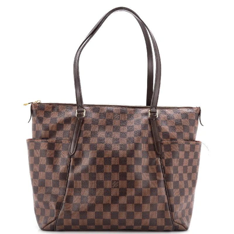 Louis Vuitton bags with a chain - link trim and a leather body for a modern edgeTotally Handbag Damier MM