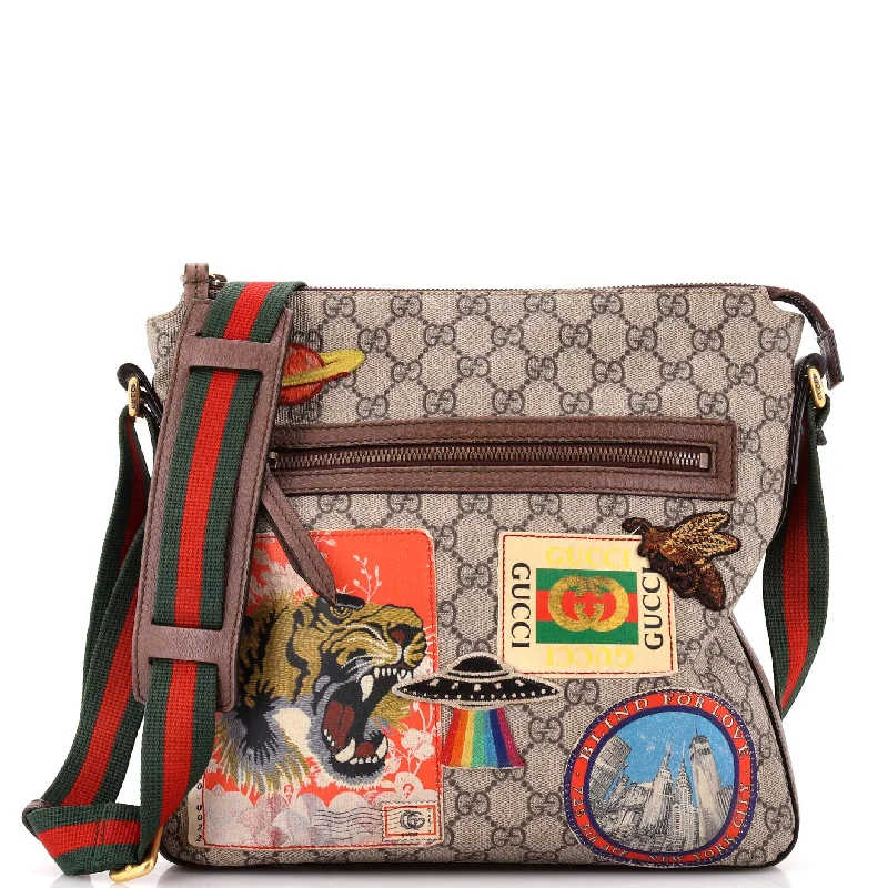 Gucci tote bags for women with a water - resistant coatingCourrier Zip Messenger GG Coated Canvas with Applique Medium