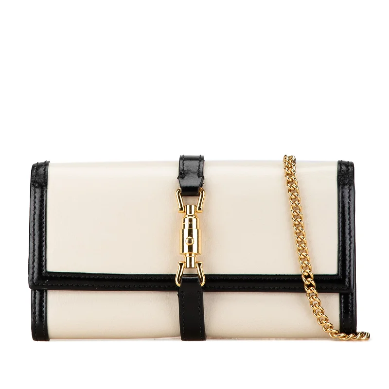 Women Gucci bags with interlocking G hardware for a classic lookWhite Gucci Jackie 1961 Wallet On Chain Crossbody Bag