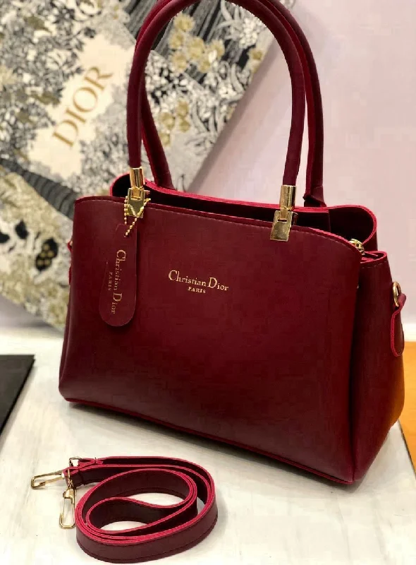 Trendsetting Christian Dior crossbody bags with a colorful strapChristian Dior AAA Quality Women’s Handbag (maroon)