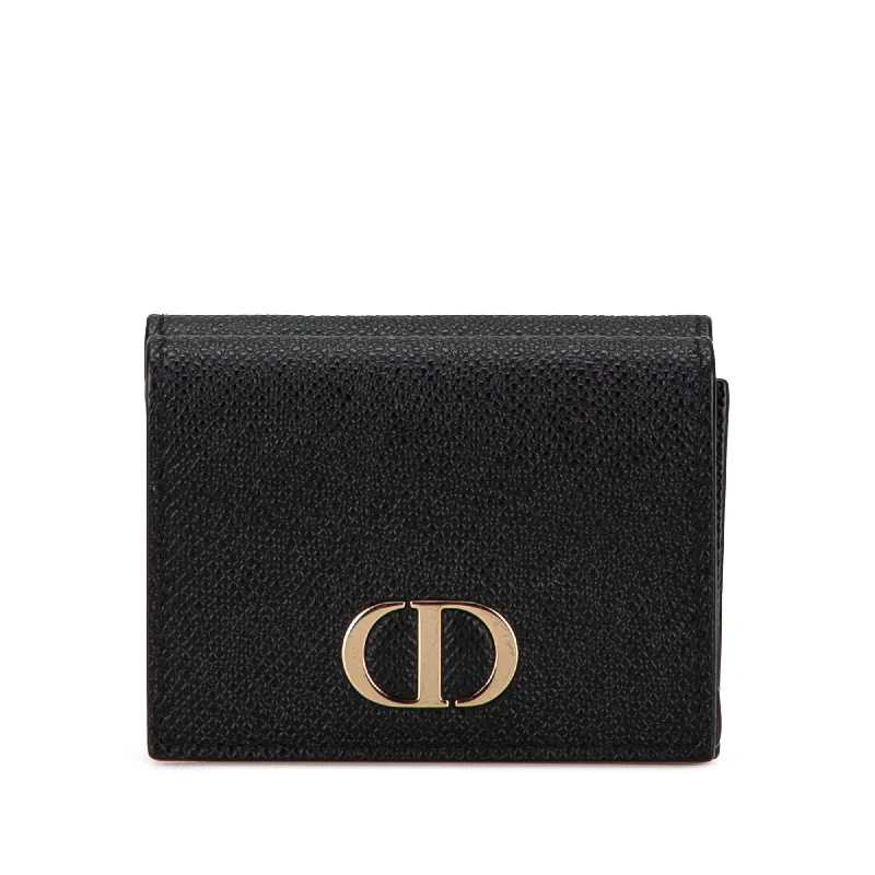 Fashion - forward Christian Dior tote bags for the modern womanBlack Dior Leather 30 Montaigne Compact Wallet