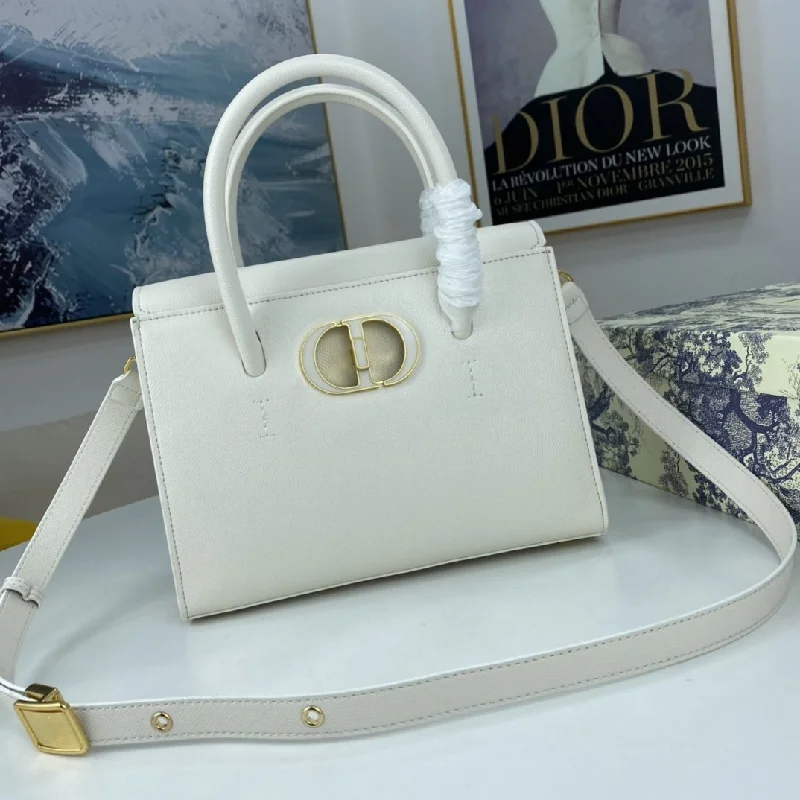 Luxury Christian Dior crossbody bags with a chain - link strapMO - Top Quality Bags Christian Dior 078