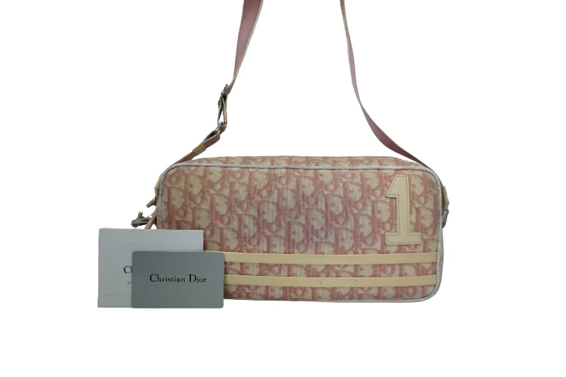 High - fashion Christian Dior bags with a geometric patternChristian Dior Crossbody