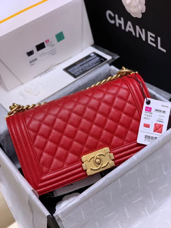 Chanel Medium Tote Bag for Office LadiesChanel Boy Medium Handbag Red