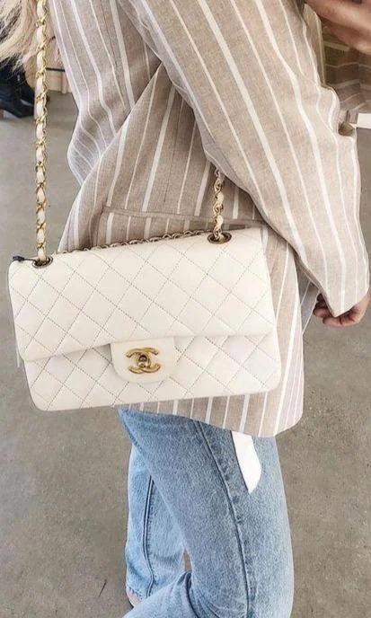 Chanel bags as wedding day accessoriesChanel Classic Medium Handbag White Chanel Classic Medium Handbag White