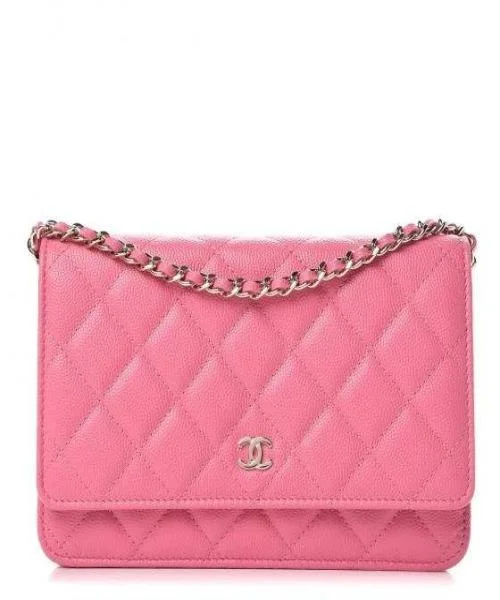 Chanel bags with modern touchesChanel Wallet On Chain Pink