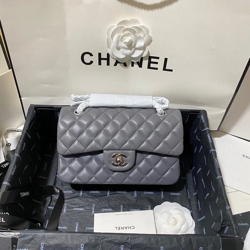 Chanel bags with iconic gold chainsWF - Chanel Bags - 3967